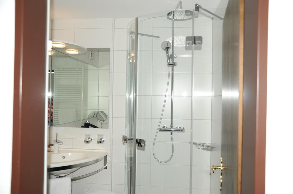 Hotel Adler - Вайл ам Рейн Екстериор снимка