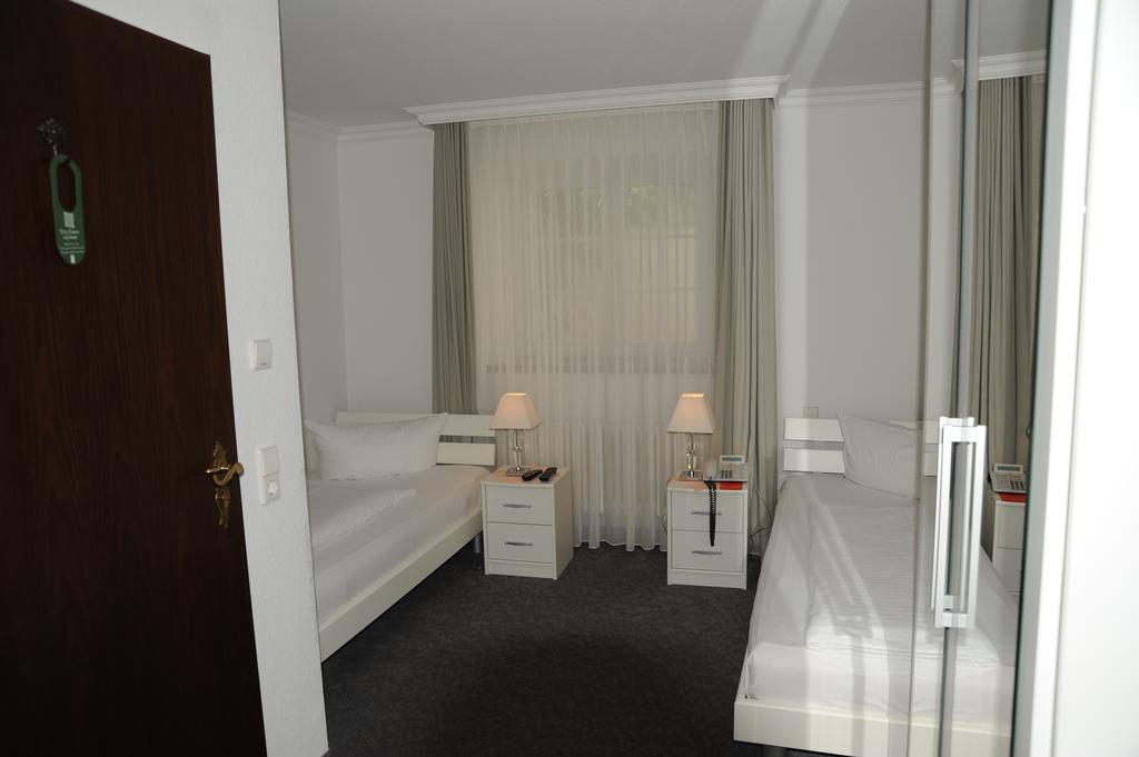 Hotel Adler - Вайл ам Рейн Екстериор снимка
